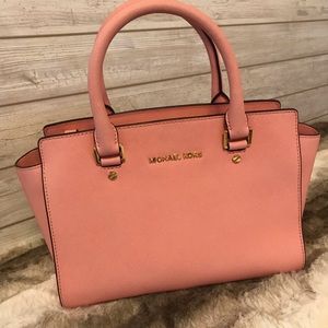 Michael Kors Sm Selma.